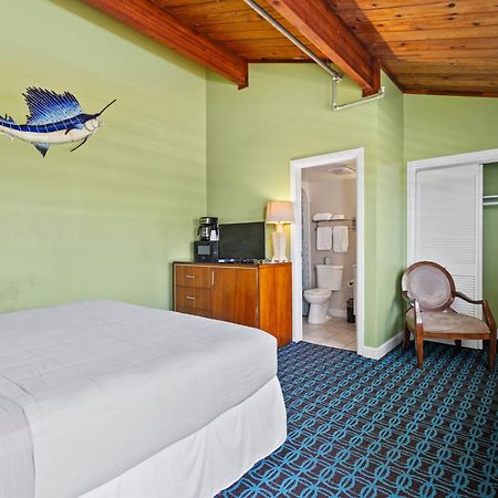 Oceanfront Inn, Inlet View Room, King Bed, #14 Fort Pierce Buitenkant foto