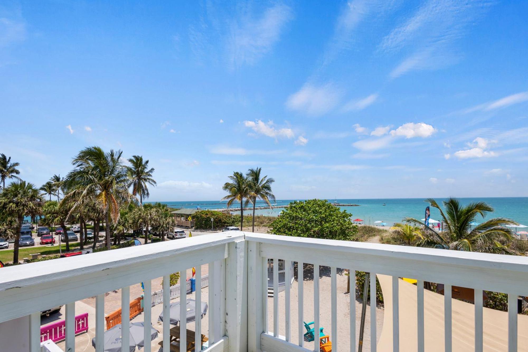 Oceanfront Inn, Inlet View Room, King Bed, #14 Fort Pierce Buitenkant foto